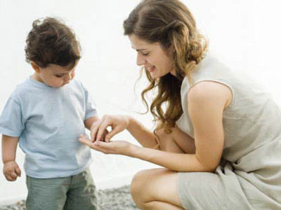 教(jiào)育孩(hái)子，你卻輸在了話多