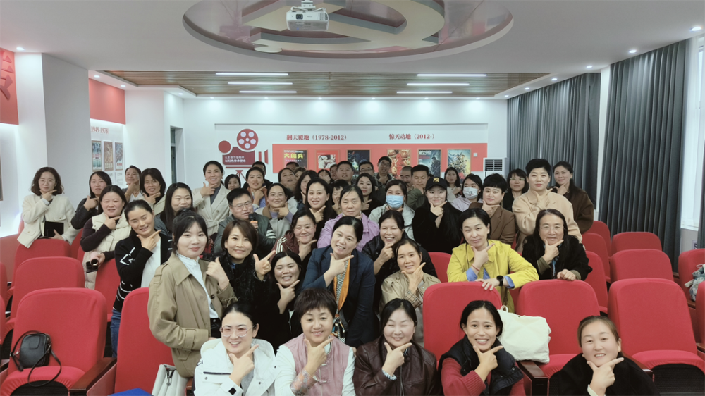 項目動態|給孩(hái)子的學(xué)習(xí)裝上“發動機(jī)”——金旭教(jiào)育助力培(péi)文學(xué)校開展學(xué)習(xí)動力主題講座