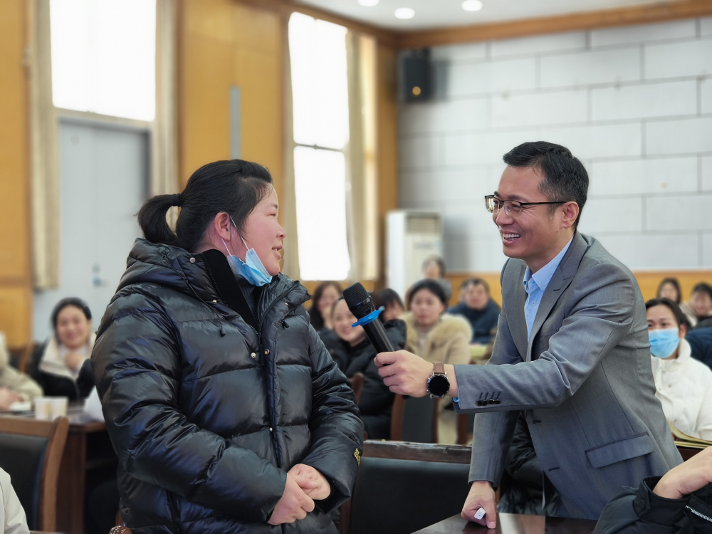 金旭教(jiào)育|別讓(ràng)自己(jǐ)的“犧牲感(xiǎo)保(chéng)爲(wéi)孩(hái)子成(chéng)長的枷鎖